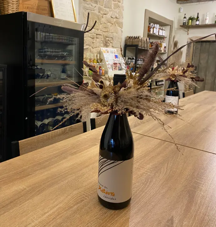 Intérieur de la Cave Soif de Curiosité à Metz