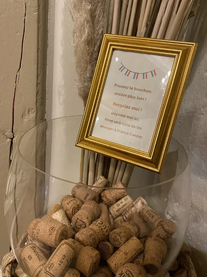 Intérieur de la Cave Soif de Curiosité à Metz