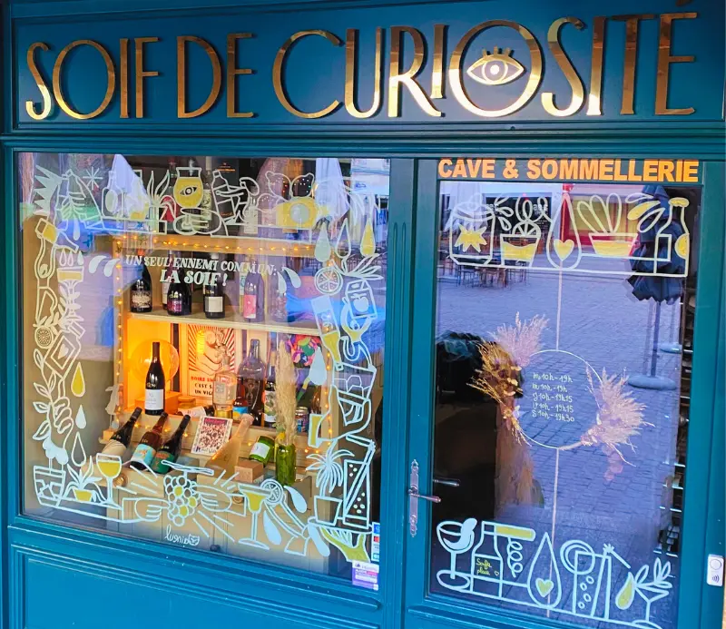Devanture de la Cave Soif de Curiosité à Metz