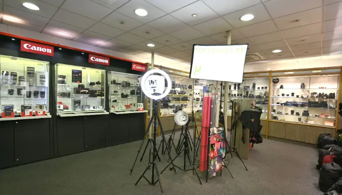 Intérieur de la boutique Photo Palace à Metz