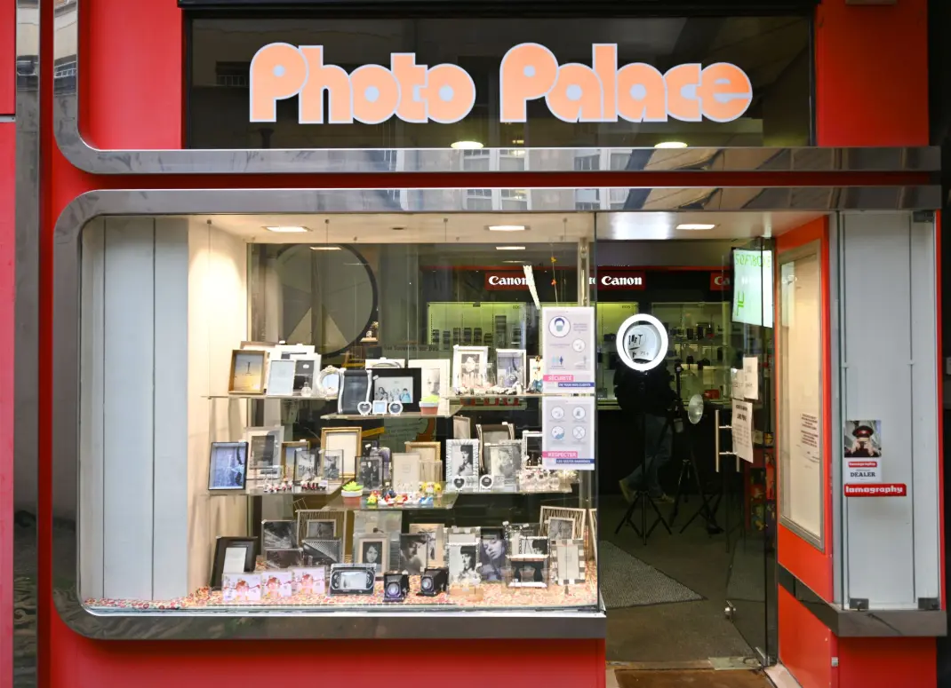 Devanture de la boutique Photo Palace à Metz