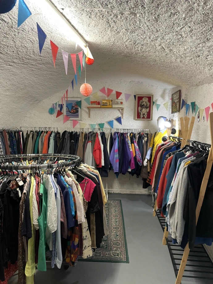 Intérieur de la Kitscherie Vintage place des charrons à Metz