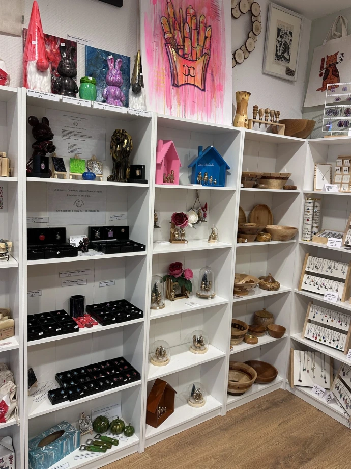 Intérieur de la boutique la Bande à Elyna