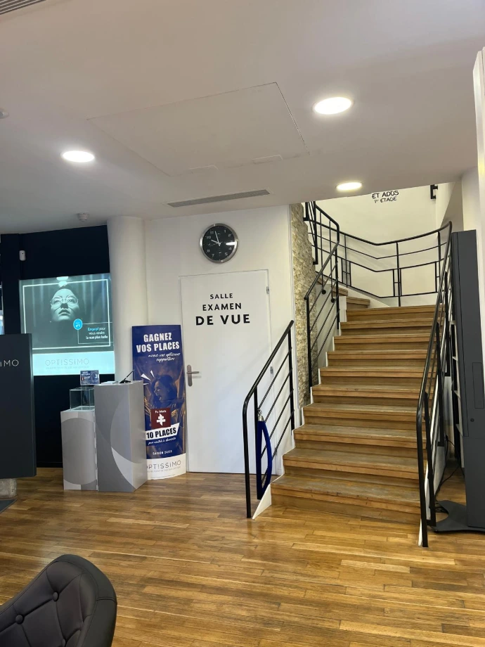 Vue Intérieure de la boutique Optissimo Place d'Armes à Metz