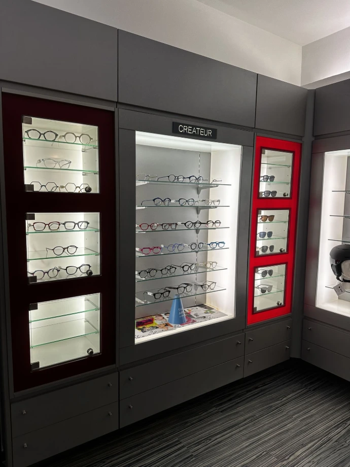 Intérieur de la boutique MV optique rue de la tête d'or à Metz